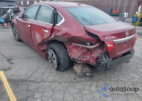 2017 Nissan Altima 2.5 Sl z USA, uszkodzony, nr VIN 1N4AL3AP2HC268556